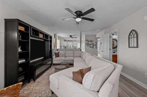 7354 Colleen Park Dr, Whitsett, NC 27377-9607