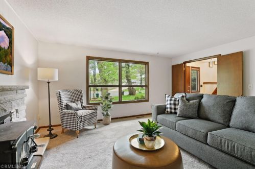 4279 Highland Dr, Saint Paul MN  55126-3124 exterior