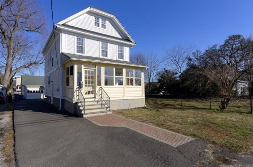 72 Osborne Ave, Norwalk CT  06855-1020 exterior