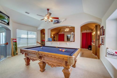 1408 Flowers Dr, Carrollton TX 75007-1470 exterior