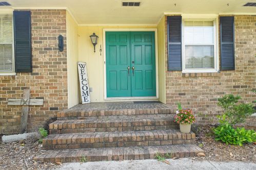 181 Huntington Dr, Barnwell, SC 29812-6209