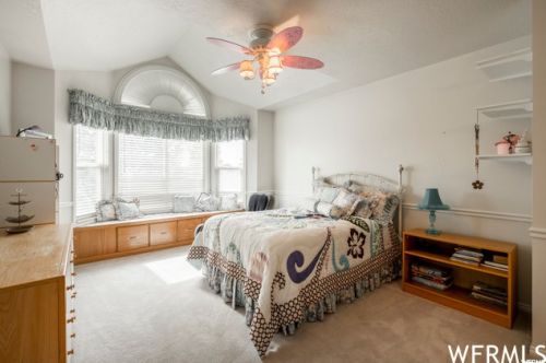 6 Mistywood Ln, Sandy UT 84092-4850 exterior