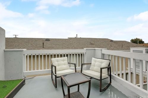 1534 Marcelina Ave, Torrance CA  90501-3257 exterior