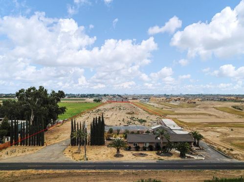 21000 Tinnin Rd, Manteca, CA 95337-8518
