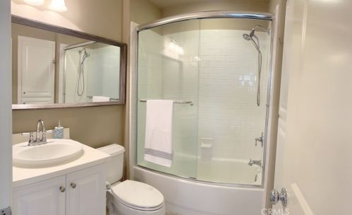 52 Pathway, Irvine CA  92618-8807 exterior
