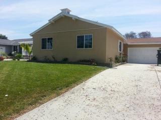 12118 Bluefield Ave, La Mirada, CA 90638-1314