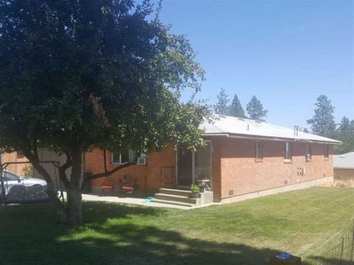 1501 4th St, Amber, WA 99004-1825