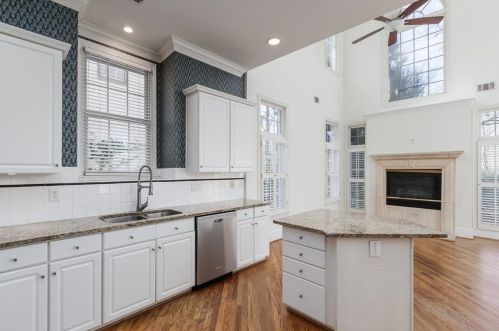 1035 Fielding Park Ct, Atlanta GA  30319-1989 exterior