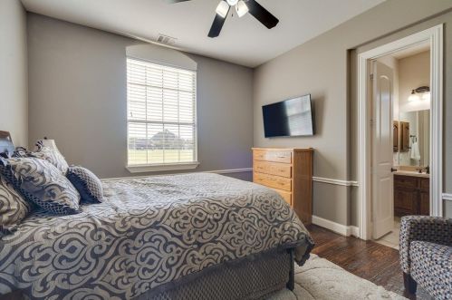 749 Mnr Dr, Argyle TX 76226-5923 exterior