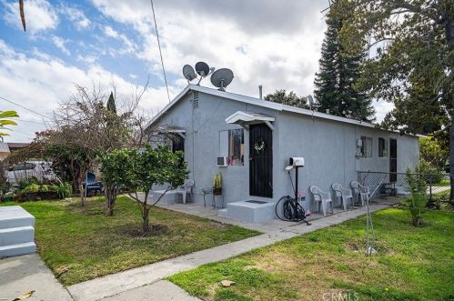 5715 Priory St, Bell, CA 90201-4618