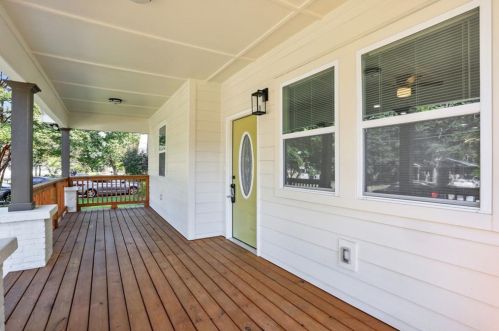 1694 Evans Dr, Atlanta GA  30310-4502 exterior