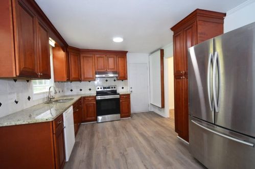 4683 Vernon Dr, Mableton, GA 30126-1367