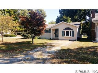 406 Monroe St, Freeburg, IL 62243-1129