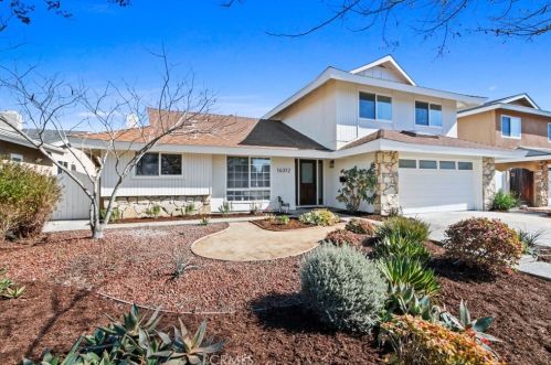 16312 Woodstock Ln, Huntington Beach, CA 92647-3238