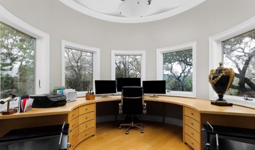 8300 Chalk Knl Dr, Austin TX  78735-1703 exterior