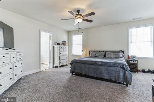 6318 Linden St, Shady Side MD  20764-2910 exterior