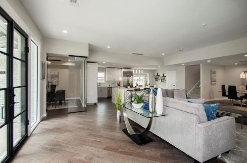 7101 Claybrook Dr, Dallas TX  75231-5605 exterior