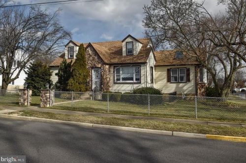 145 Hart Ave, Gloucester, NJ 08031-2115