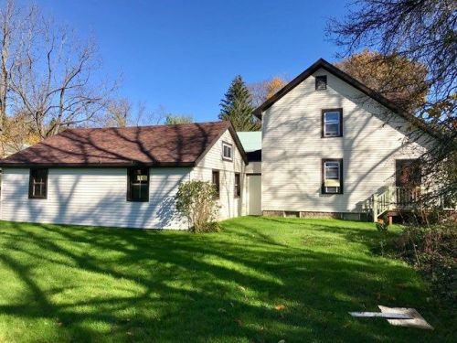 125 Houser Dr, Franklin, PA 16323-5707