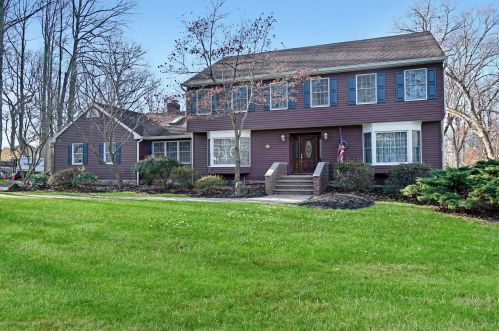 5 Scarlet Oak Ct, Jackson Twp, NJ 08527-1245