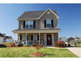 4033 Hereford Ln, Dallas, NC 28034-1324