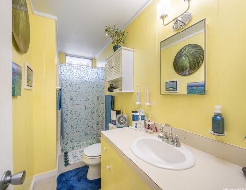 2824 Kihei Pl, Honolulu HI  96816-1310 exterior