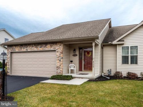 3120 Barley Cir, York PA  17315-3686 exterior