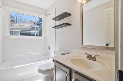 1044 High Point Ter, Atlanta GA  30315-2601 exterior