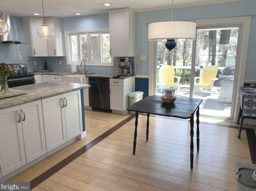 9492 Vollmerhausen Dr, Columbia MD  21046-2004 exterior