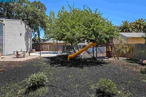 2060 Belmont Rd, Concord CA  94520-3902 exterior