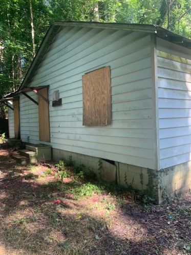 200 Adeline Ave, Atlanta GA  30314-1702 exterior