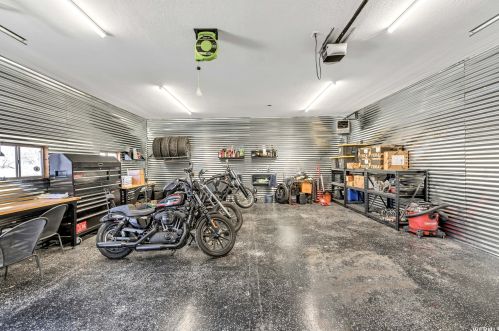 8931 3820, Taylorsville, UT 84088-9735