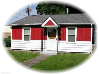 621 Grimes Rd, Hampton, VA 23663-2050