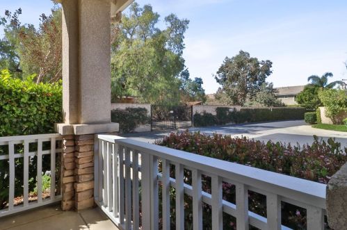 2504 Cloverleaf Ln, Simi Valley, CA 93063-0449