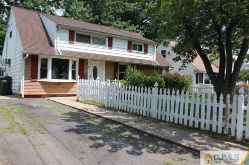 44 Washington Ave, Iselin, NJ 08830-2247