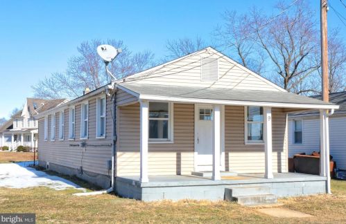 9 Moser Rd, Graceham, MD 21788-1808