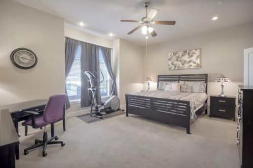 701 1st St, Fort Worth TX  76102-2705 exterior