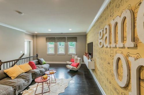 4215 Carver Dr, Atlanta GA  30360-2546 exterior