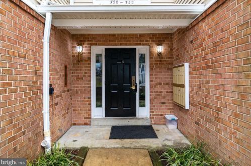 726 Southern Hills Dr, Arnold, MD 21012-2609