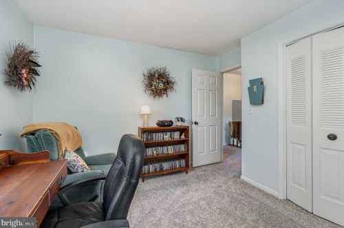 904 Pheasant Dr, Carlisle PA 17013-1255 exterior