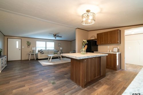 2396 Blocker Rd, Marshall TX 75672-3720 exterior