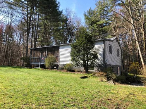 90 Wing Rd, Allenstown, NH 03275-2707