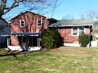 464 Greenwood Ave, Bethlehem, PA 18017-3839