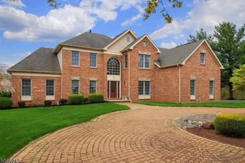 75 Buckingham Dr, Montgomery, NJ 08502-4023