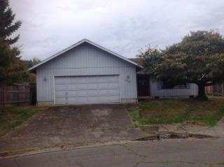 2332 Parliament St, Eugene, OR 97405-1041