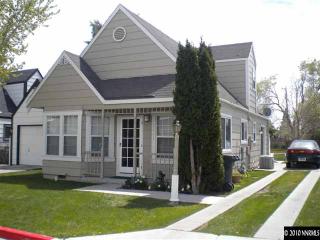 2641 Betsy Ct, Sparks, NV 89431-2772