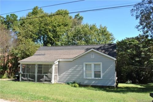 707 Oakshade Ave, Kannapolis, NC 28083-4945