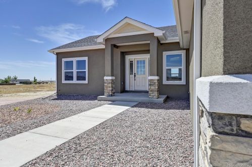 206 High Meadows Dr, Florence, CO 81226-9458