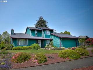 121 Giese Ave, Damascus, OR 97030