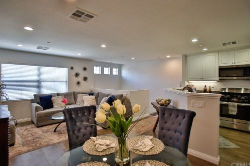 146 Hedge Bloom, Irvine CA  92618-1517 exterior